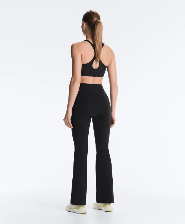 Pantalones de talle alto, compresivos y Raise Up Pantalones de talle alto, compresivos y Raise Up