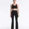 Pantalones de talle alto, compresivos y Raise Up Pantalones de talle alto, compresivos y Raise Up
