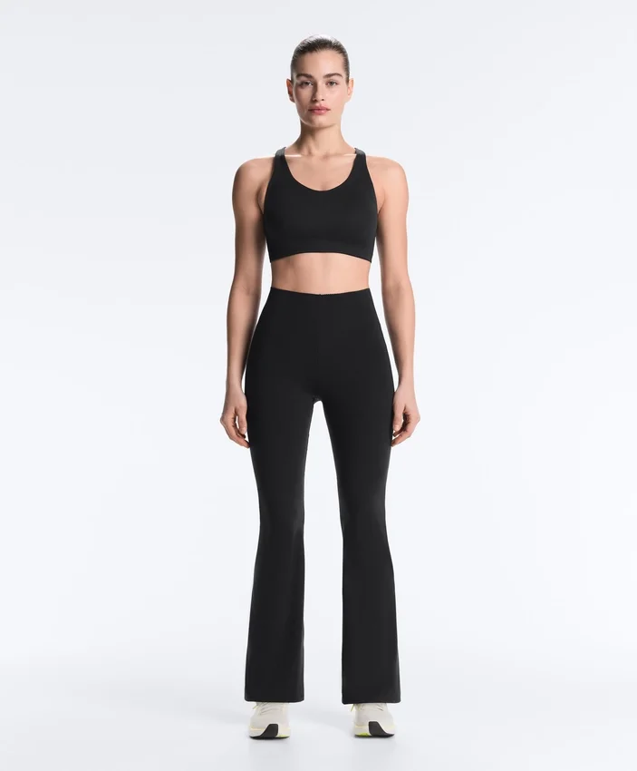 Pantalones de talle alto, compresivos y Raise Up Pantalones de talle alto, compresivos y Raise Up
