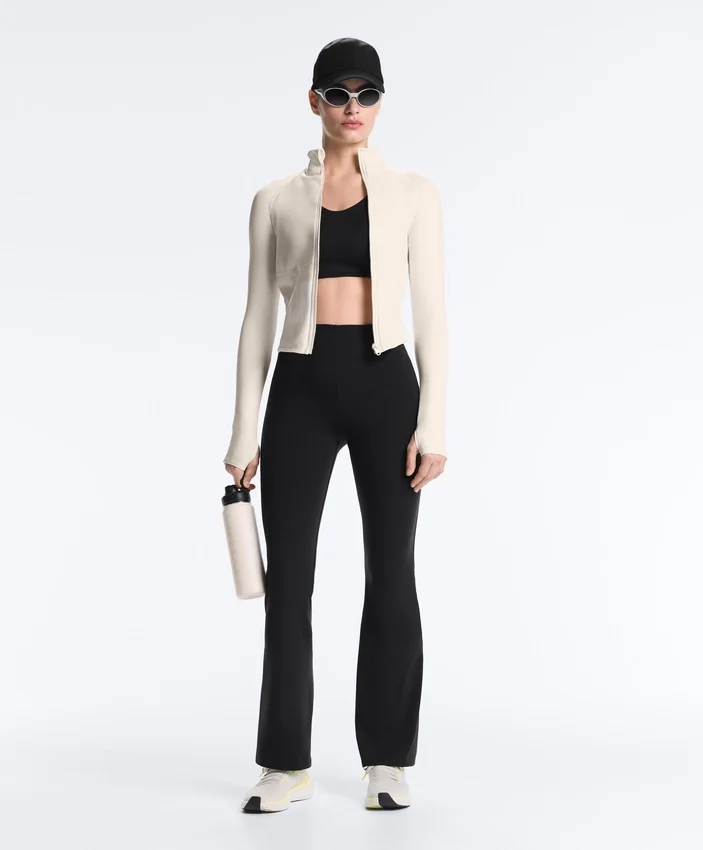 Pantalones de talle alto, compresivos y Raise Up Pantalones de talle alto, compresivos y Raise Up