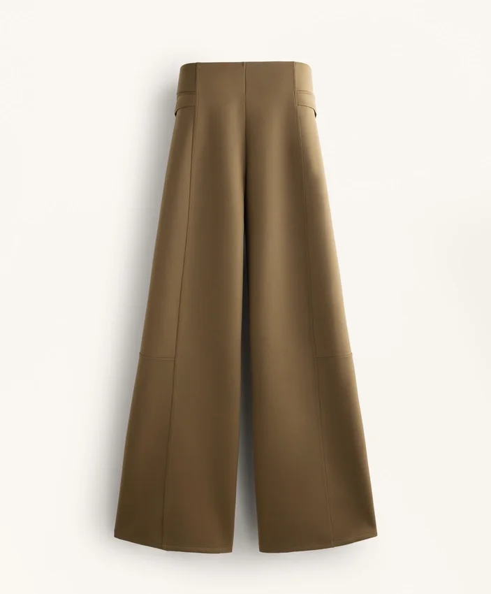 Pantalones de talle alto con efecto neopreno y corte recto Pantalones de talle alto con efecto neopreno y corte recto