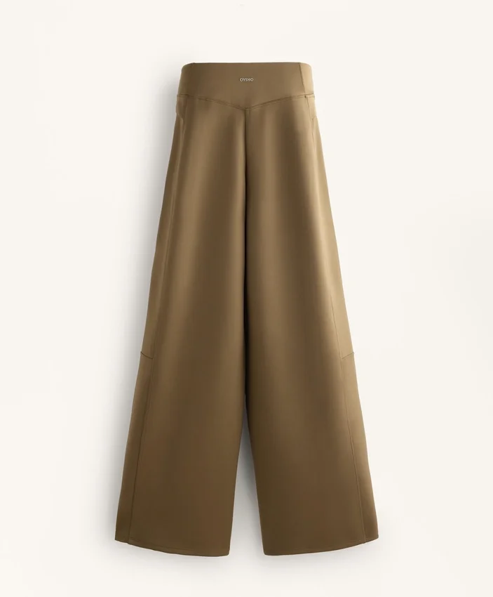 Pantalones de talle alto con efecto neopreno y corte recto Pantalones de talle alto con efecto neopreno y corte recto