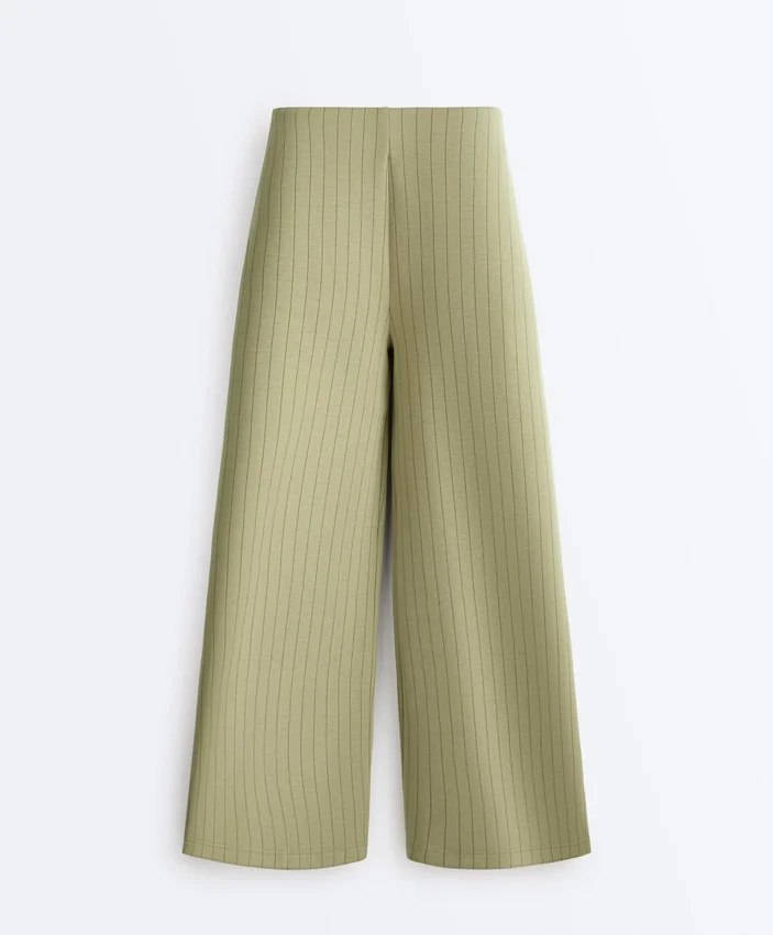 Pantalones de talle alto de pierna ancha con rayas finas y tacto Soft Touch Pantalones de talle alto de pierna ancha con rayas finas y tacto Soft Touch