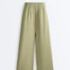 Pantalones de talle alto de pierna ancha con rayas finas y tacto Soft Touch Pantalones de talle alto de pierna ancha con rayas finas y tacto Soft Touch