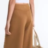 Pantalones de talle alto y corte ancho con efecto neopreno