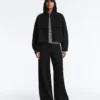 Chaqueta de corte recto con efecto neopreno Chaqueta de corte recto con efecto neopreno