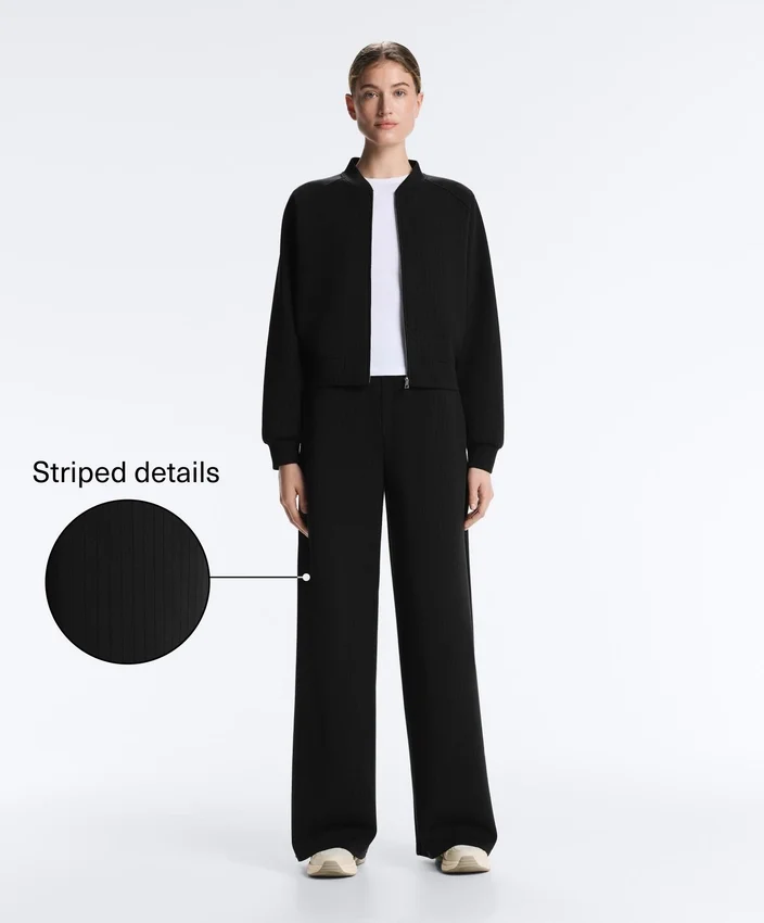 Pantalones rectos a rayas con modal Soft Touch Pantalones rectos a rayas con modal Soft Touch