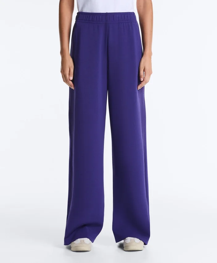 Pantalones rectos de pierna ancha con ribete y modal cepillado Pantalones rectos de pierna ancha con ribete y modal cepillado