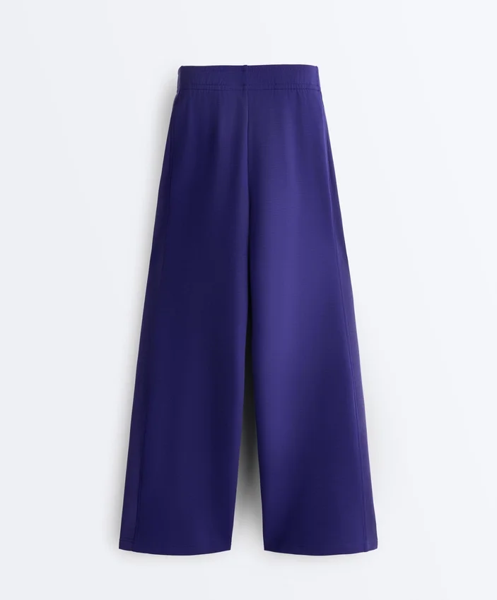 Pantalones rectos de pierna ancha con ribete y modal cepillado Pantalones rectos de pierna ancha con ribete y modal cepillado