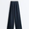 Pantalones rectos de piqué con ribete de algodón en contraste Pantalones rectos de piqué con ribete de algodón en contraste