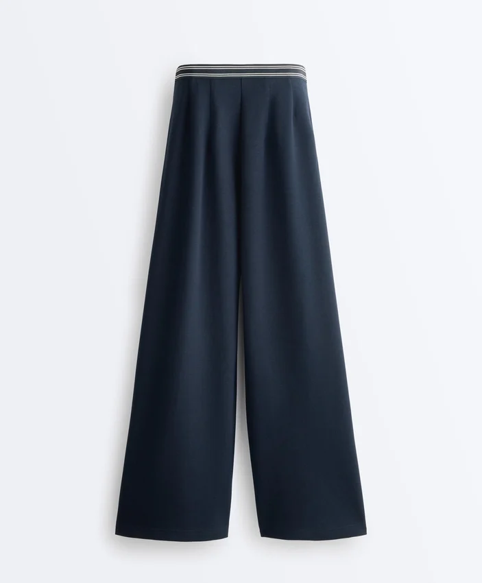 Pantalones rectos de piqué con ribete de algodón en contraste Pantalones rectos de piqué con ribete de algodón en contraste