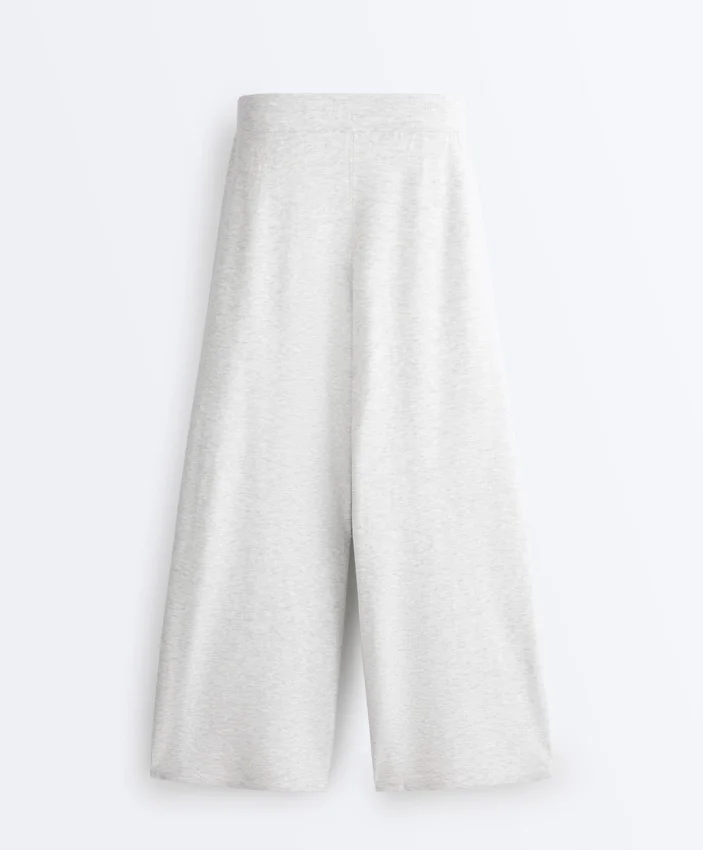 Pantalones rectos de punto Pantalones rectos de punto