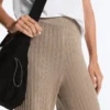 Pantalones rectos de punto acanalado
