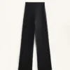 Pantalones rectos de talle alto y abrigo