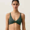 Partes de arriba de bikini con cuello halter de cuadros vichy