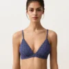 Partes de arriba de bikini triangular de cuadros vichy Partes de arriba de bikini triangular de cuadros vichy