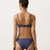Partes de arriba de bikini triangular de cuadros vichy Partes de arriba de bikini triangular de cuadros vichy