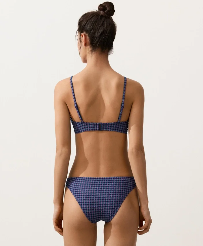 Partes de arriba de bikini triangular de cuadros vichy Partes de arriba de bikini triangular de cuadros vichy