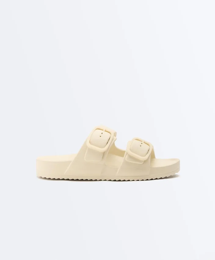 Sandalias de playa con hebillas Sandalias de playa con hebillas