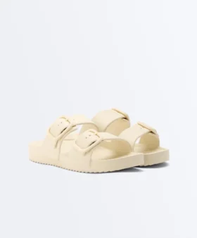 Sandalias de playa con hebillas Sandalias de playa con hebillas