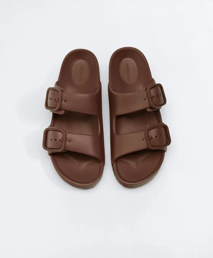 Sandalias de playa con hebillas Sandalias de playa con hebillas