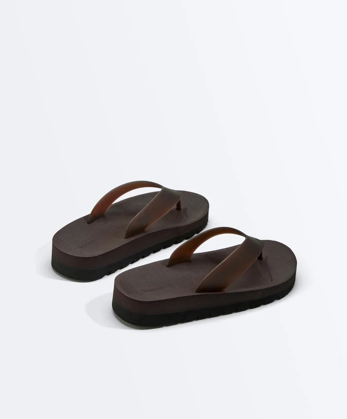 Sandalias de playa con plataforma Sandalias de playa con plataforma