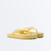 Sandalias de playa con plataforma texturizada Sandalias de playa con plataforma texturizada