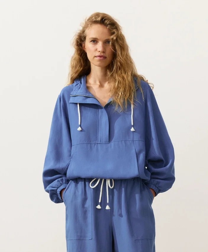 Sudadera con media cremallera, bolsillo delantero, mezcla de lyocell y 24 % de lino Sudadera con media cremallera, bolsillo delantero, mezcla de lyocell y 24 % de lino