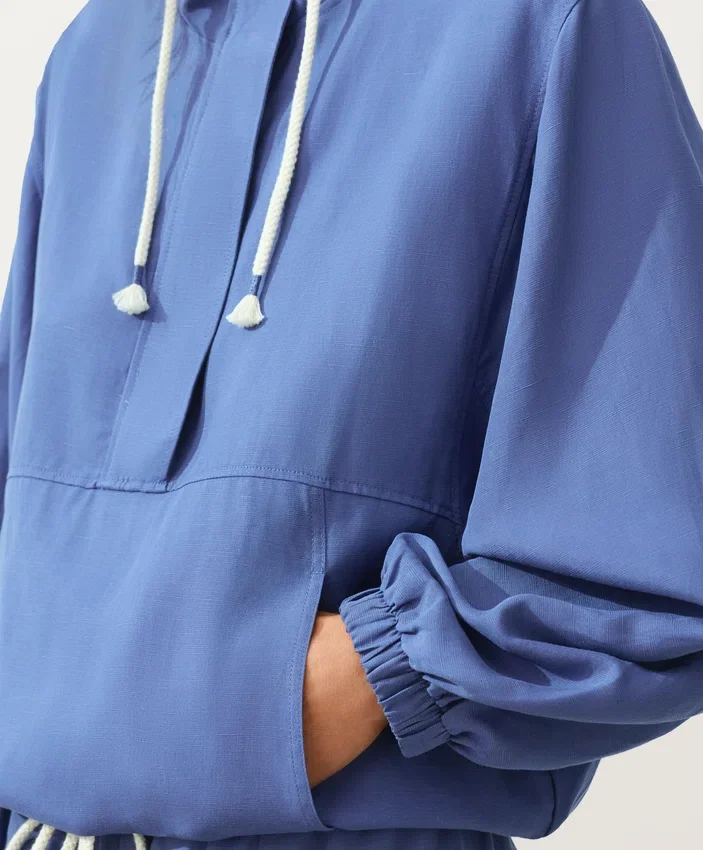 Sudadera con media cremallera, bolsillo delantero, mezcla de lyocell y 24 % de lino Sudadera con media cremallera, bolsillo delantero, mezcla de lyocell y 24 % de lino