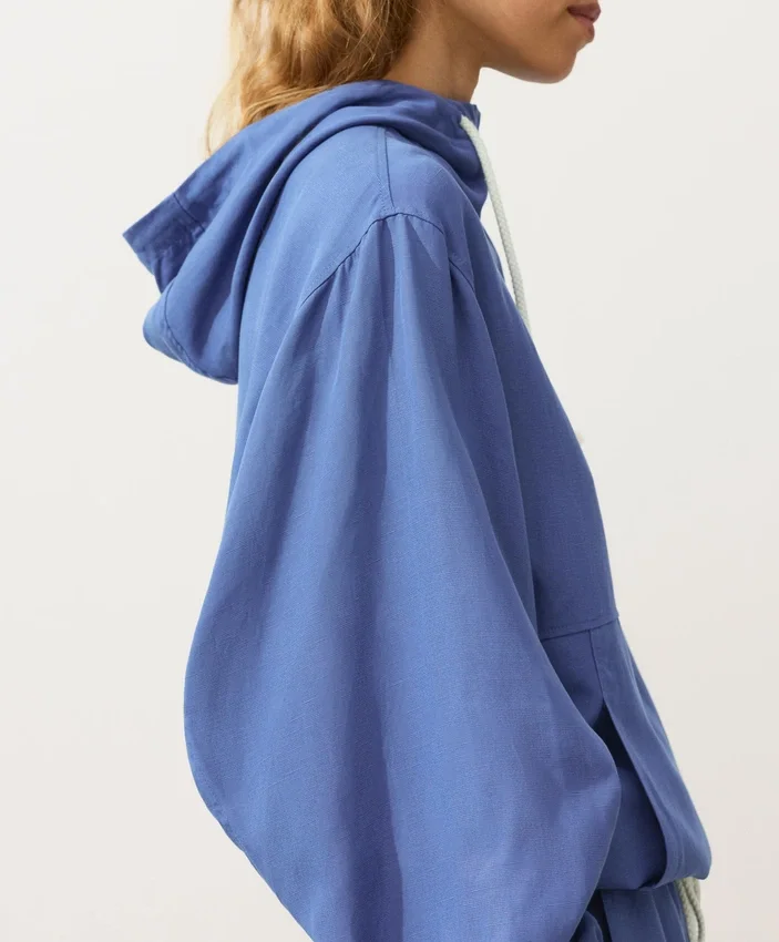 Sudadera con media cremallera, bolsillo delantero, mezcla de lyocell y 24 % de lino Sudadera con media cremallera, bolsillo delantero, mezcla de lyocell y 24 % de lino