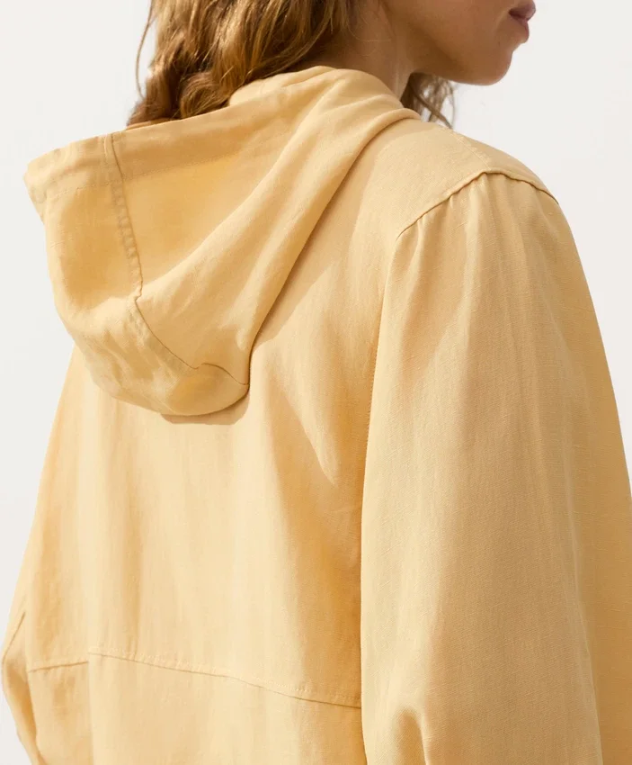 Sudadera con media cremallera, bolsillo delantero, mezcla de lyocell y 24 % de lino Sudadera con media cremallera, bolsillo delantero, mezcla de lyocell y 24 % de lino