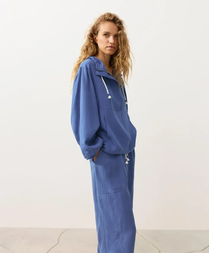 Sudadera con media cremallera, bolsillo delantero, mezcla de lyocell y 24 % de lino Sudadera con media cremallera, bolsillo delantero, mezcla de lyocell y 24 % de lino