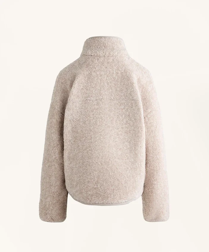 Sudadera de imitación de chaquetas de piel de oveja con bolsillo delantero Sudadera de imitación de chaquetas de piel de oveja con bolsillo delantero