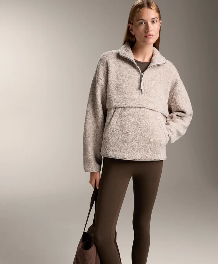 Sudadera de imitación de chaquetas de piel de oveja con bolsillo delantero Sudadera de imitación de chaquetas de piel de oveja con bolsillo delantero