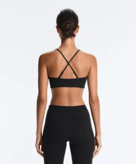 Sujetador deportivo triangular Comfortlux de sujeción ligera Sujetador deportivo triangular Comfortlux de sujeción ligera