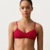 Top de bikini con textura de gofre