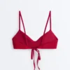 Top de bikini con textura de gofre