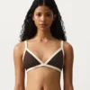 Top de bikini triangular con ribete en contraste Top de bikini triangular con ribete en contraste