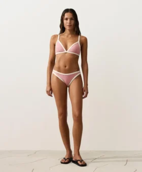 Top de bikini triangular con ribete en contraste Top de bikini triangular con ribete en contraste