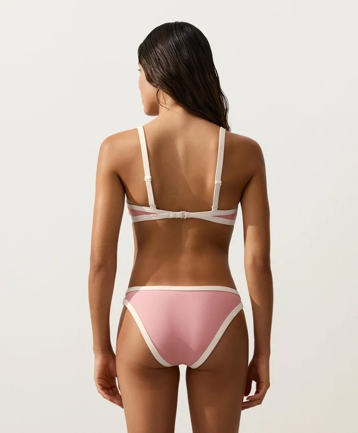 Braguitas de bikini clásicas con ribete en contraste Braguitas de bikini clásicas con ribete en contraste