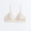Top de bikini triangular de croché con textura de burbujas Top de bikini triangular de croché con textura de burbujas