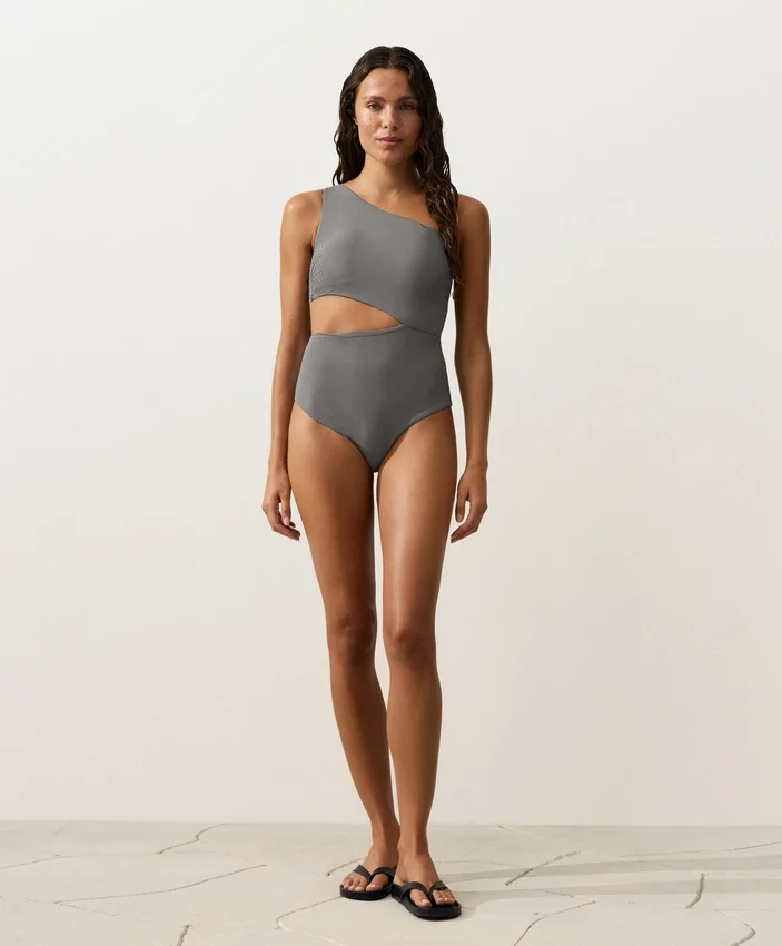 Trikinis asimétricos mini de cuadros vichy Trikinis asimétricos mini de cuadros vichy