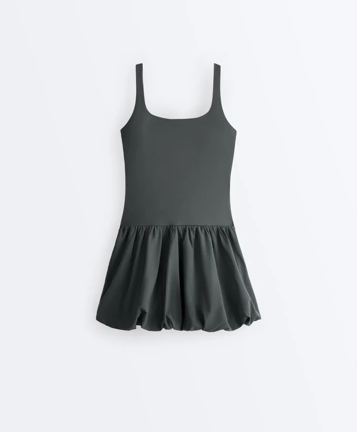 Vestido corto tipo globo Comfortlux Vestido corto tipo globo Comfortlux