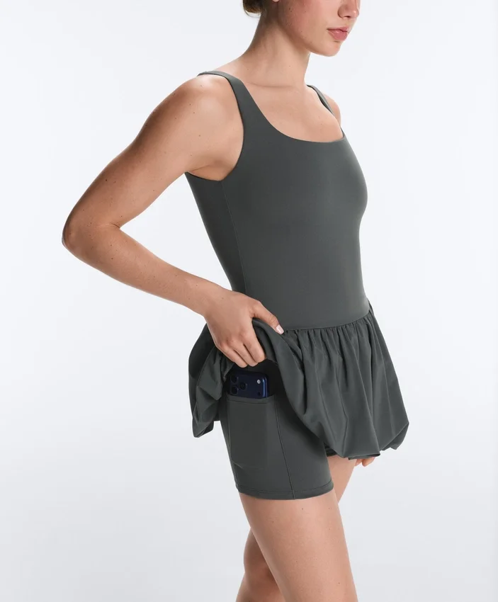 Vestido corto tipo globo Comfortlux Vestido corto tipo globo Comfortlux