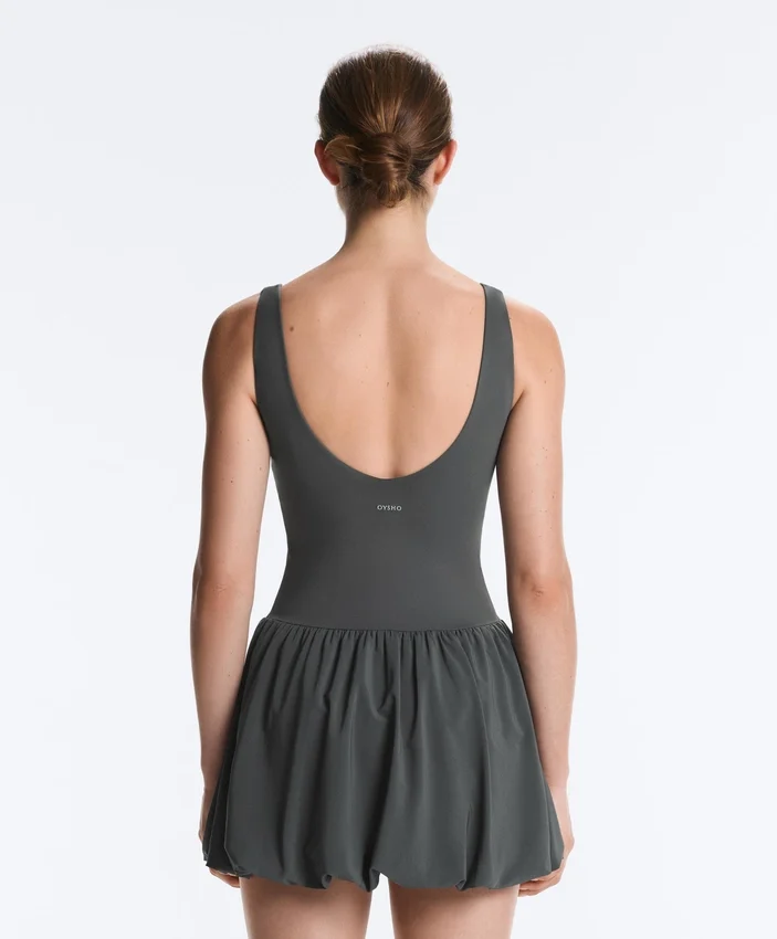 Vestido corto tipo globo Comfortlux Vestido corto tipo globo Comfortlux